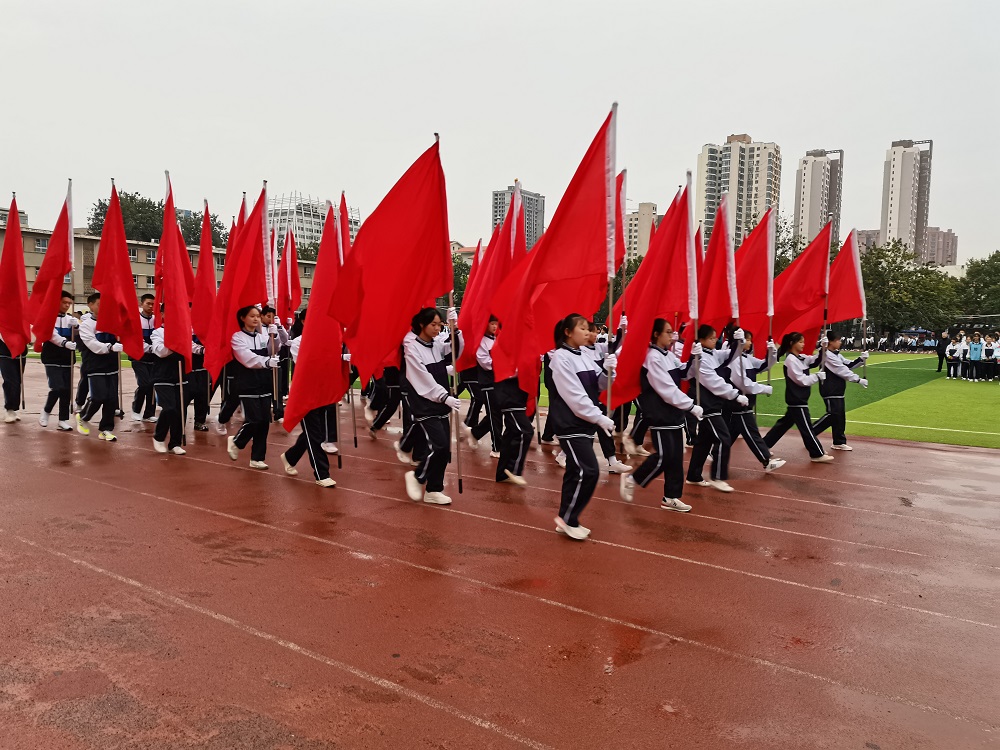 2.红旗队